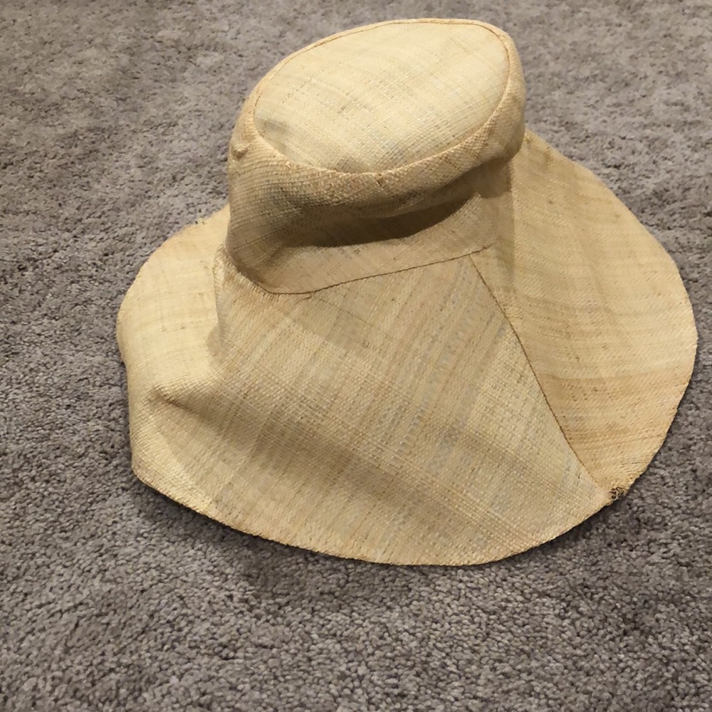 Straw Hat - Picture 4 of 6